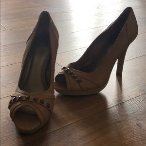 Elle Peep-toe Heels